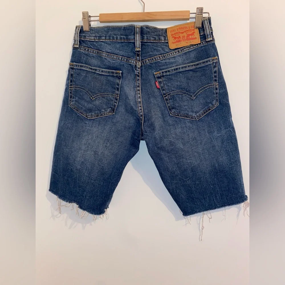 Levi’s - Picture 2 of 7